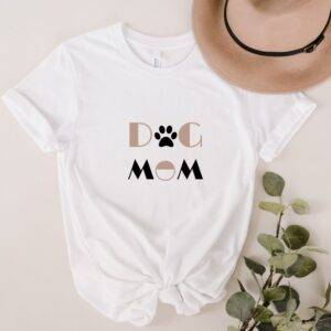 Dog Mom Unisex t-shirt