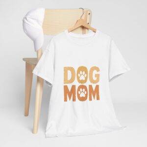 Dog Mom T-Shirt – Retro Paw Print Tee for Dog Lovers